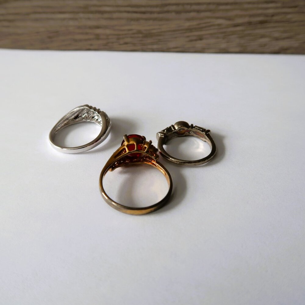 3 Pc Men's Ring Bundle Mixed Gold Silver Tone Sizes 6-9.75 - Picture 8 of 10